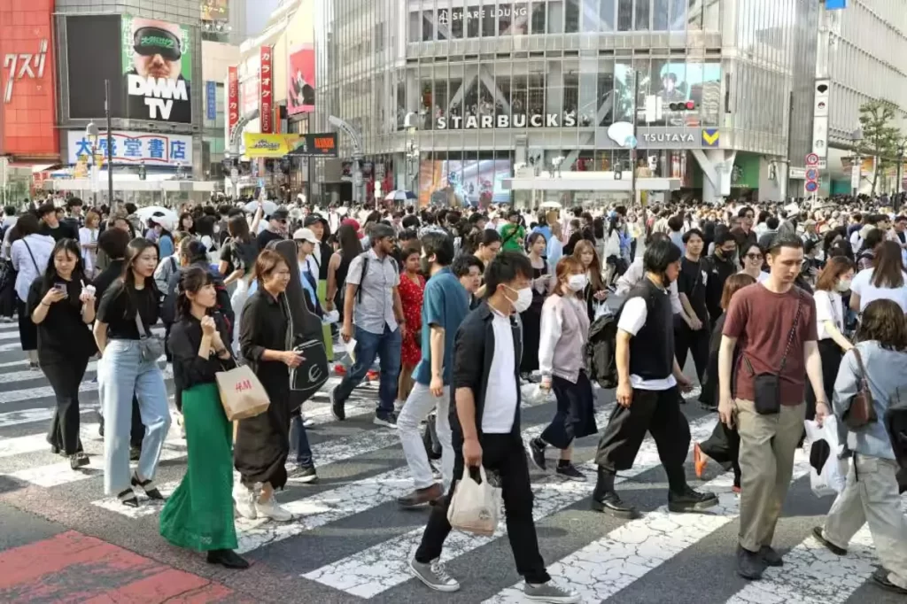 Write a new simple attractive title based on the title from Japan Survey Finds Growing Disinterest in Dating Among Young Adults and dont use quote marks Write a new simple attractive title based on the title