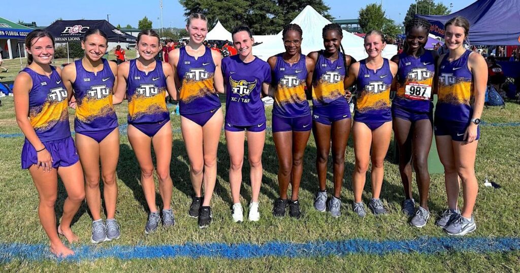 Write a new simple attractive title based on the title from Tech women display depth at Southern Showcase | Sports and dont use quote marks Write a new simple attractive title based on the title
