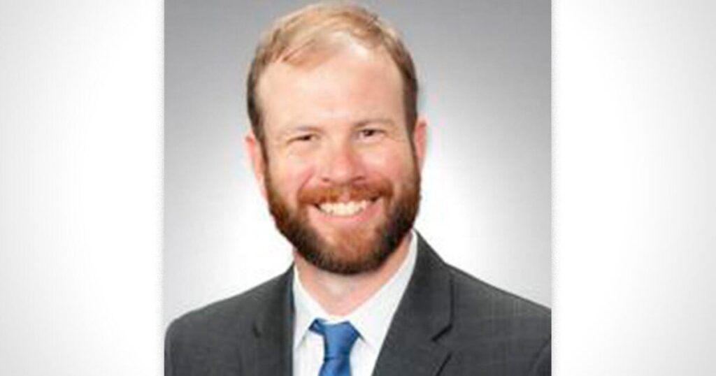 Pittsburgh doctor attacked and killed while he slept, wife also stabbed Pittsburgh doctor attacked and killed while he slept, wife also