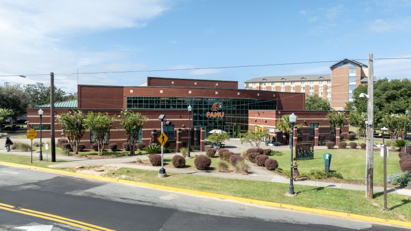 11 people shot near Florida university stadium in Tallahassee 11 people shot near Florida university stadium in Tallahassee