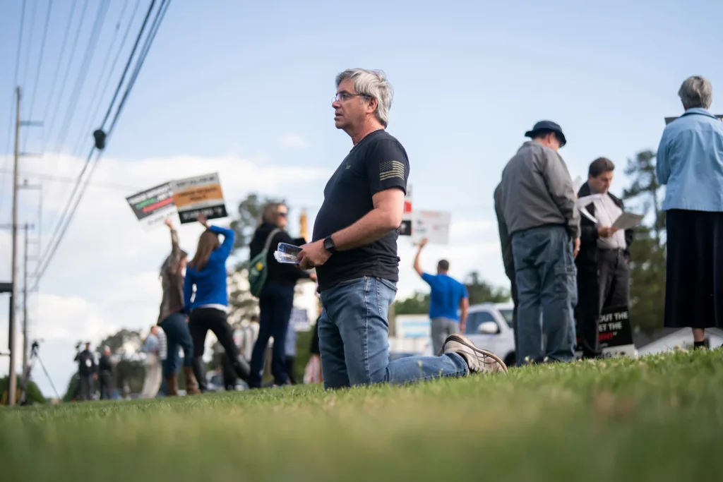 8 in 10 Americans oppose live streaming execution of Fort Hood