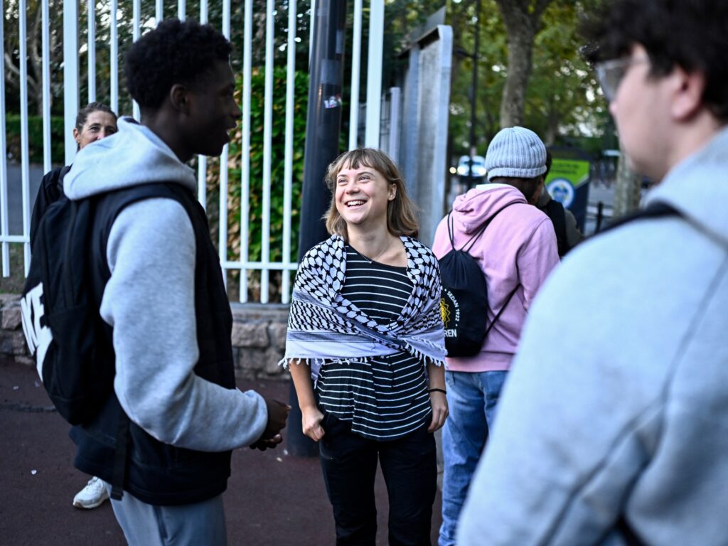 Activist Greta Thunberg joins French student protests | Protests News Activist Greta Thunberg joins French student protests | Protests News