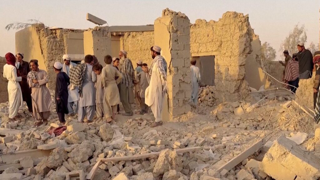 Afghanistan says Pakistani airstrikes killed women and children | Politics Afghanistan says Pakistani airstrikes killed women and children | Politics