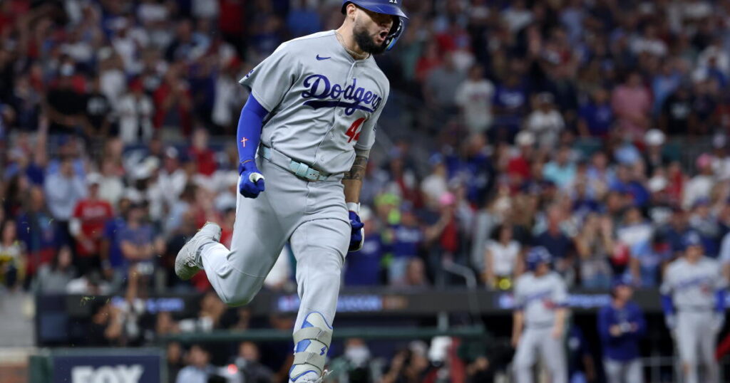 Andy Pages' clutch hit, sturdy bullpen carry Dodgers back to