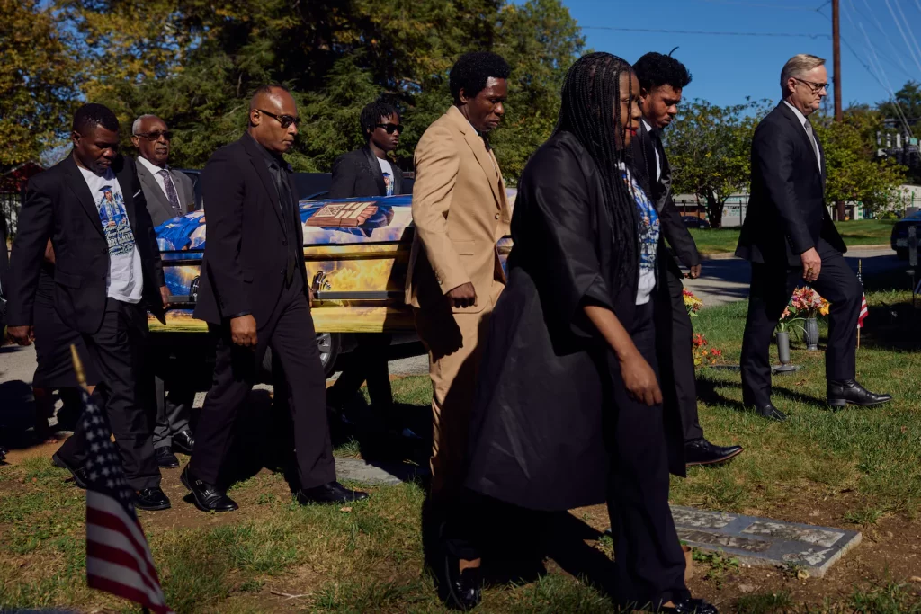 As Trump rallies his base in Ohio, a Haitian migrant is laid to rest nearby – The Washington Post As Trump rallies his base in Ohio, a Haitian migrant