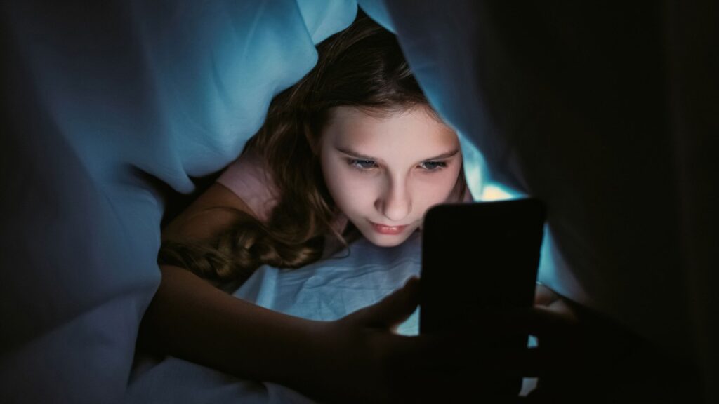 Child Psychiatrist: Screen Time Isn’t Main Threat to Kids Child Psychiatrist: Screen Time Isn't Main Threat to Kids