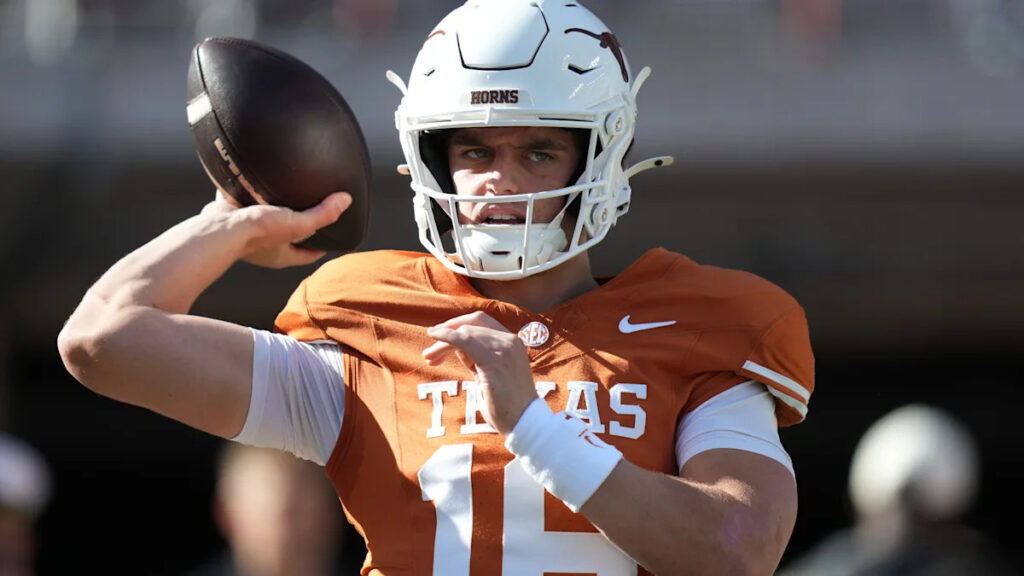 College football live updates, scores: Ole Miss vs. Texas, USC