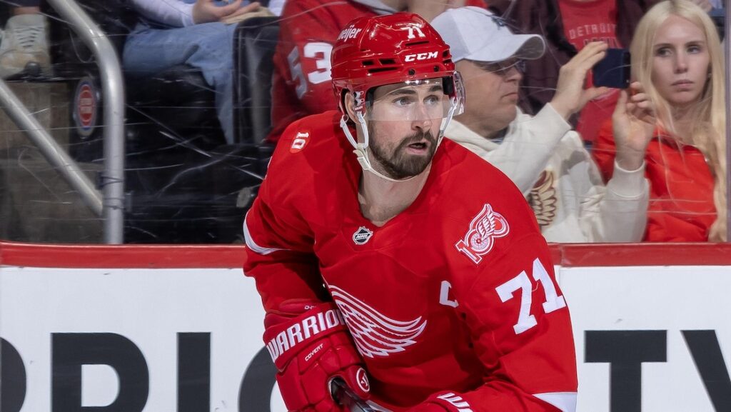 Dylan Larkin Being Booed by Red Wings Fans Amid Trade