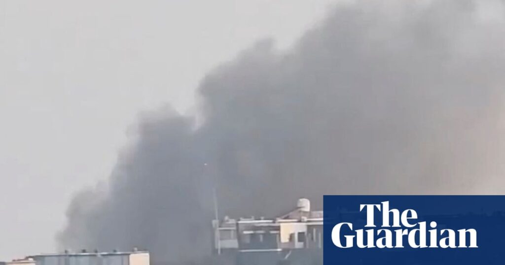 Houthi missiles strike Saudi-led forces HQ at presidential palace in Aden | Yemen Houthi missiles strike Saudi led forces HQ at presidential palace in