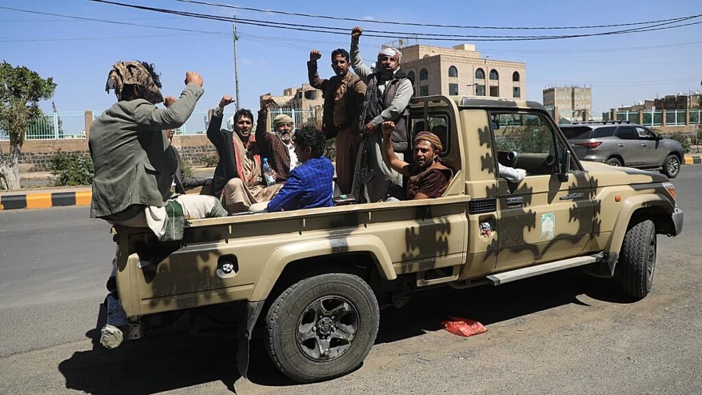 Houthis claim missile strike on Riyadh airport as explosions heard in Saudi capital Houthis claim missile strike on Riyadh airport as explosions heard