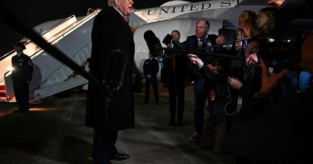 Justice Department investigating TV networks over suspension of press pool after Trump media ban Justice Department investigating TV networks over suspension of press pool