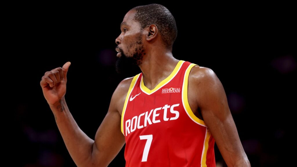 Kevin Durant Responds to Mat Ishbia’s Regret Over Suns’ Trade for Star, ‘#blameKD’ Kevin Durant Responds to Mat Ishbia's Regret Over Suns' Trade