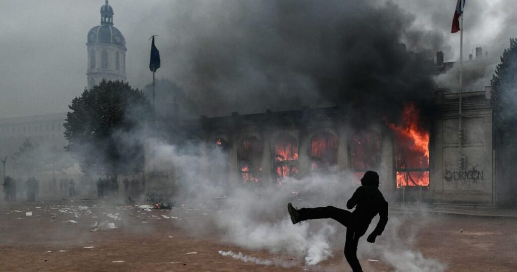Macron vows ‘full transparency’ in France after protests turn to widespread unrest – POLITICO Macron vows ‘full transparency’ in France after protests turn to