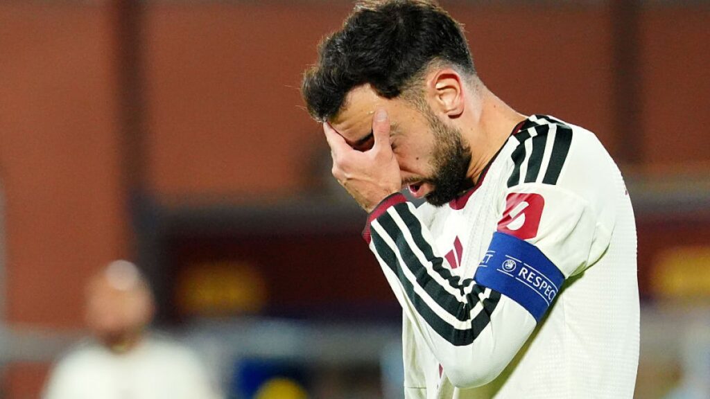 Man United captain Fernandes slams Carrick’s tactics after Como hammering | Football Man United captain Fernandes slams Carrick’s tactics after Como hammering