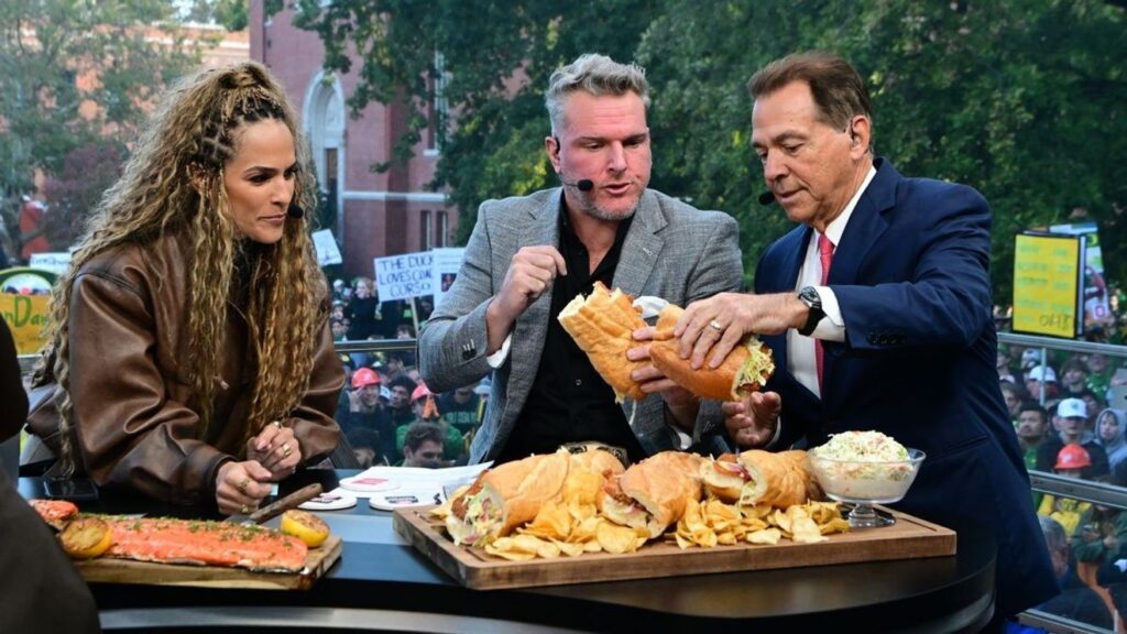 Pat McAfee calls ‘College GameDay’ visit uncomfortable after Utes’ social media post Pat McAfee calls 'College GameDay' visit uncomfortable after Utes' social