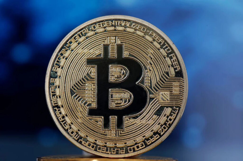 Peter Schiff Says Bitcoin Surprised Him By Holding Gains As