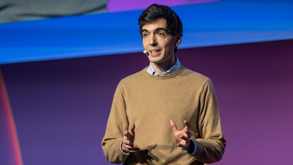 Stripe to expand stablecoin cards to 100 countries as Privy’s Henri Stern takes charge of crypto Stripe to expand stablecoin cards to 100 countries as Privy's