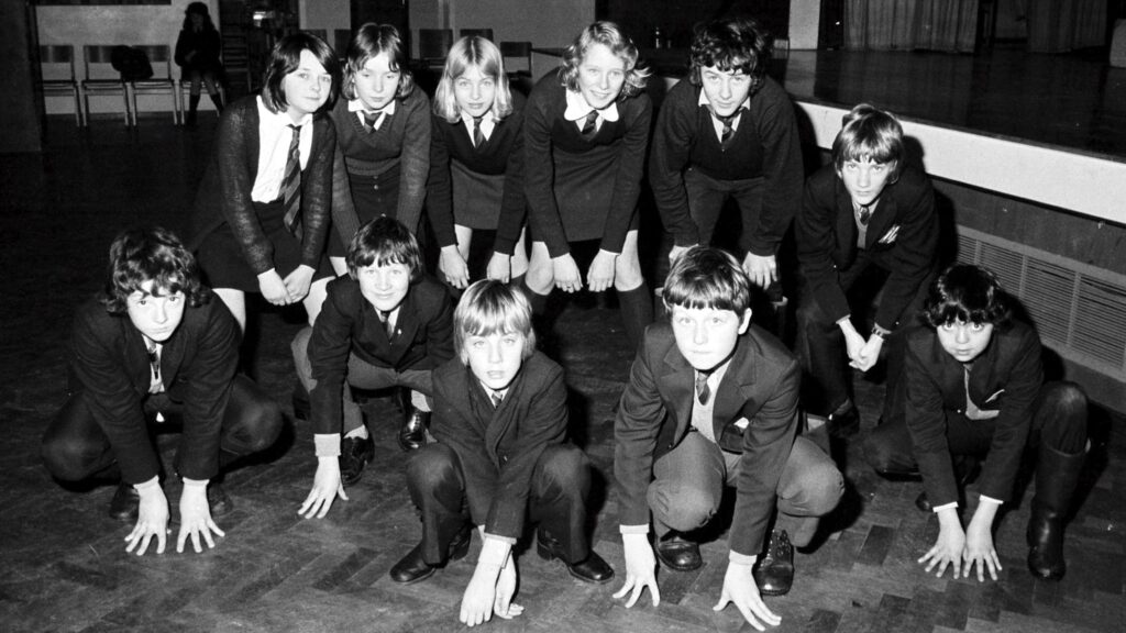 These 1970s Kids Had to Stay in School For 1 Year Longer. Decades Later, The Results Are Dramatic. : ScienceAlert These 1970s Kids Had to Stay in School For