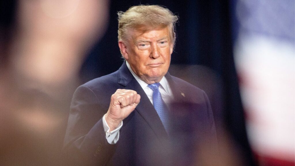Trump takes campaign blitz to Texas with 7 days before Election Day Trump takes campaign blitz to Texas with 7 days before