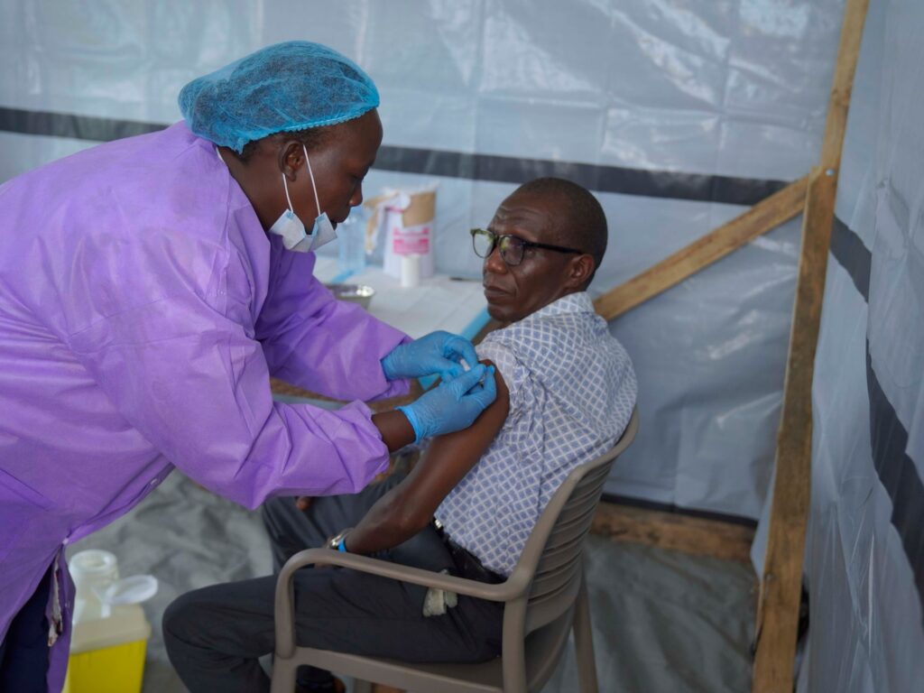 WHO announces start of Ebola vaccine clinical trial in DR Congo | World Health Organization News WHO announces start of Ebola vaccine clinical trial in DR