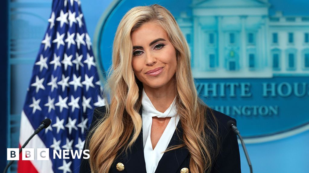White House defends new press secretary amid questions about her legal credentials – BBC White House defends new press secretary amid questions about her