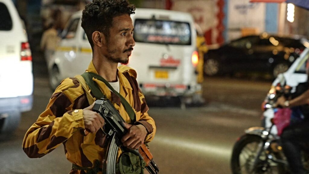 Yemen’s army says targets Houthis in hundreds of strikes, killing 700 | Houthis News Yemen’s army says targets Houthis in hundreds of strikes, killing